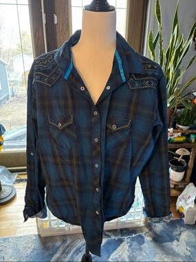 Women's Blue Plaid Button-Down Shirt